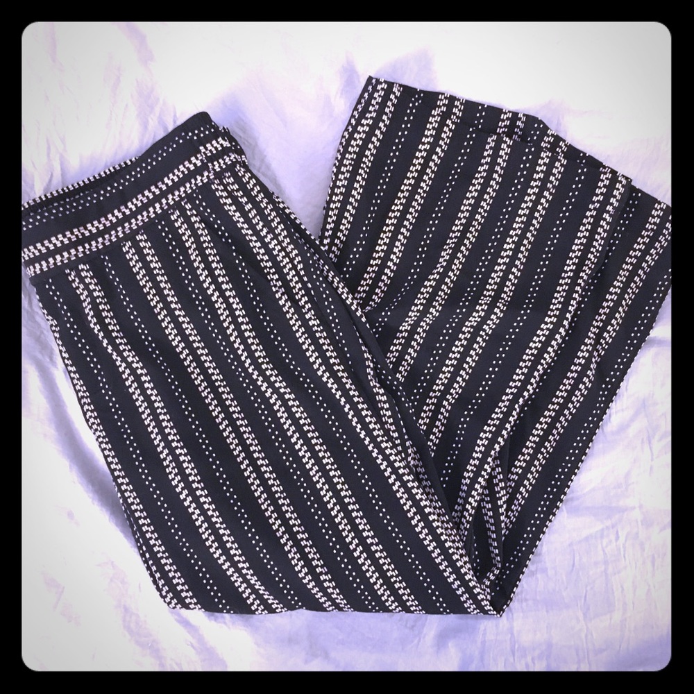 Cropped black and white striped dress pant